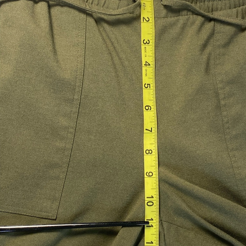 Nine West Women's Relaxed Fit Tie Elastic Waist Jogger Pants Size L olive green - Picture 3 of 9
